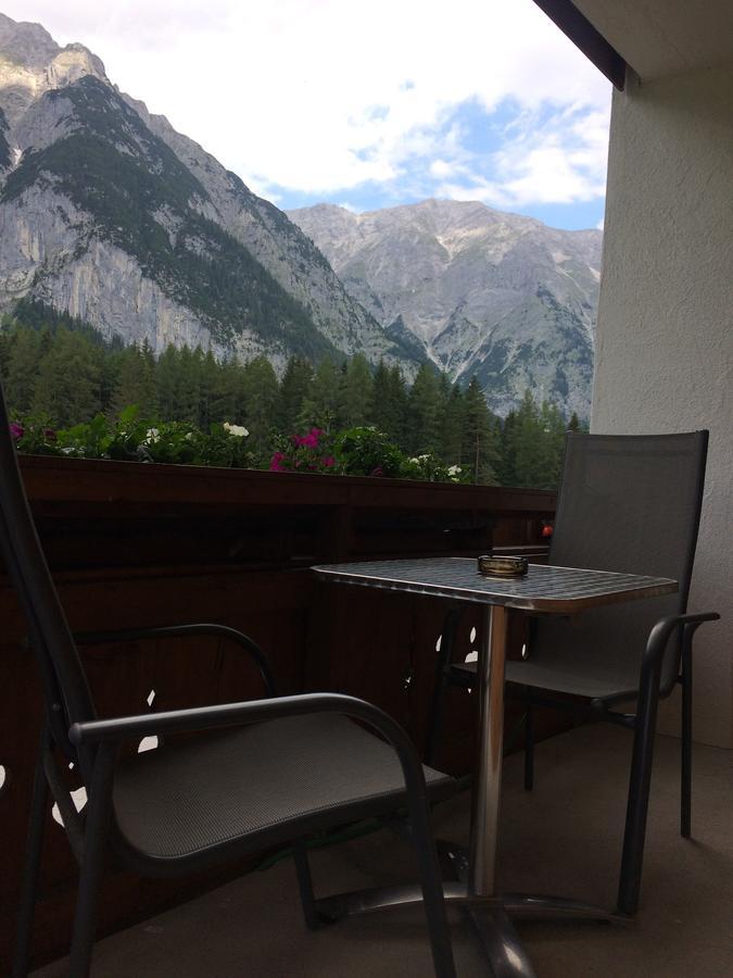 Landhaus Ahrn Leutasch Exteriör bild