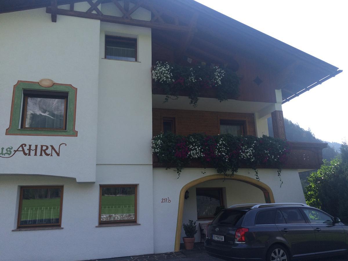 Landhaus Ahrn Leutasch Exteriör bild