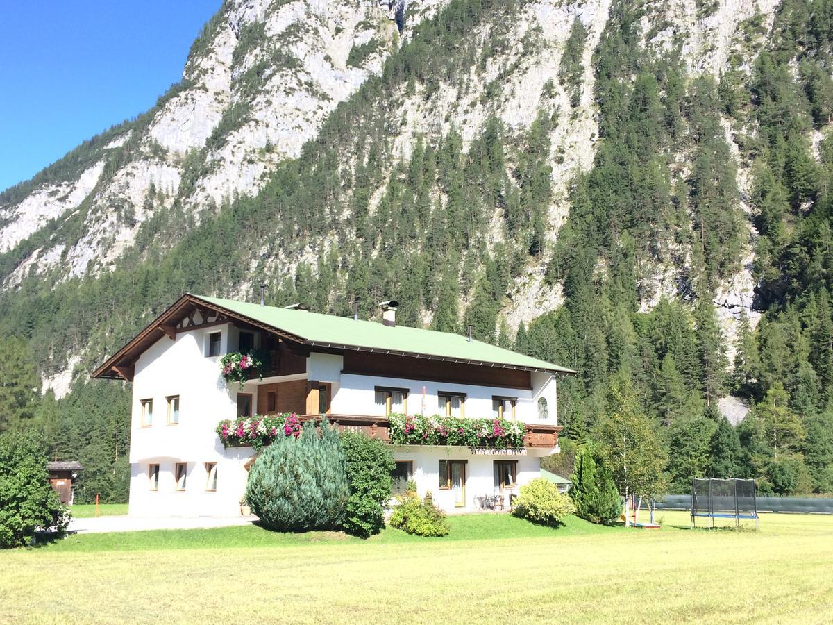 Landhaus Ahrn Leutasch Exteriör bild