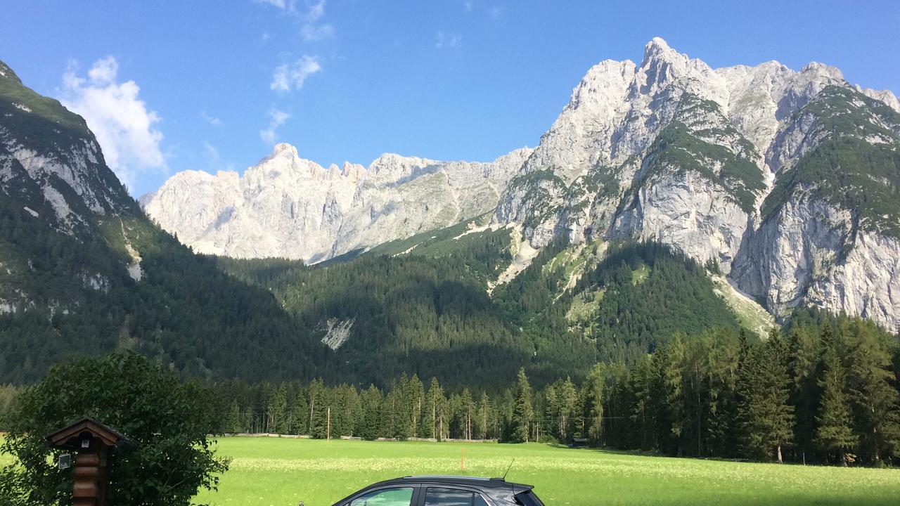 Landhaus Ahrn Leutasch Exteriör bild